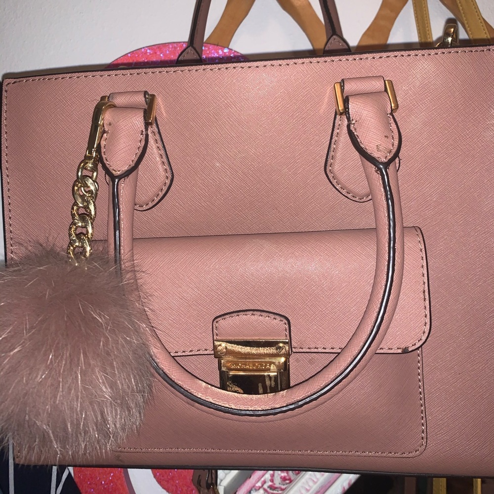 Michael kors purse